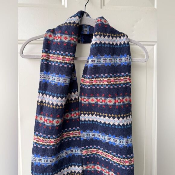 J.Crew Fuzzy Fringe Scarf Southwestern Pattern Navy Multi 100% Wool Preppy - Picture 3 of 4